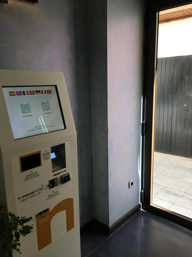 Hotel Real De Illescas Kültér fotó